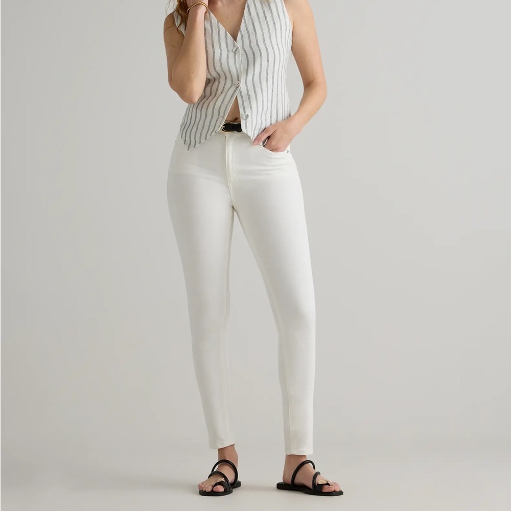 55. H&M New Skinny White Size 25